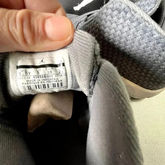 Air Jordan Future Low BG Mid Basketball 5Y Shoes Athletic Sneaker Gray Knit - Picture 5 of 7